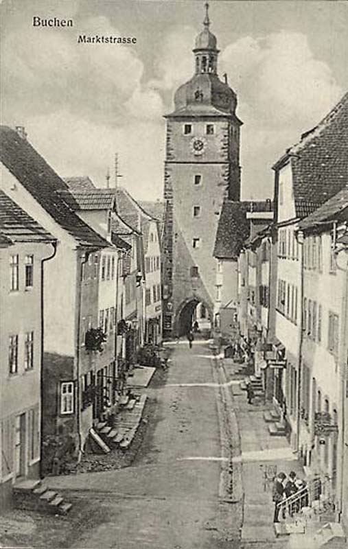 Buchen (Odenwald). Marktstraße mit Tor