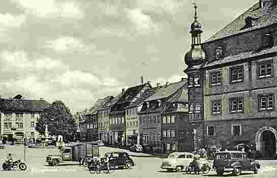 Bad Königshofen im Grabfeld. Markt mit Rathaus