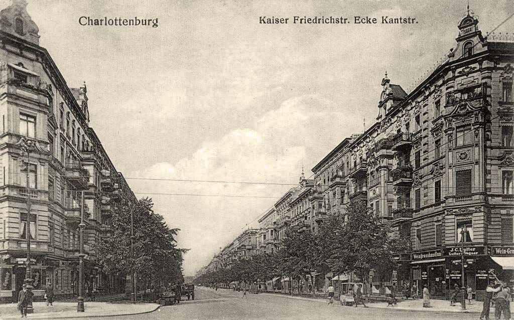 Berlin. Charlottenburg. Kaiser Friedrich Straße, Ecke Kant Straße