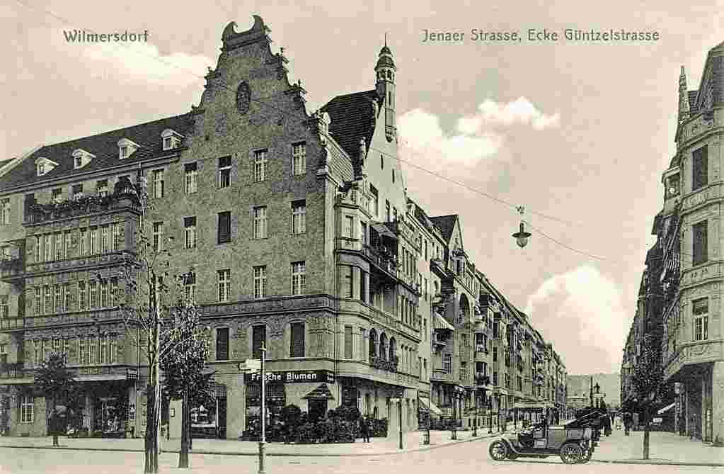 Berlin - Wilmersdorf. Jenaer Straße, Ecke Güntzel Straße