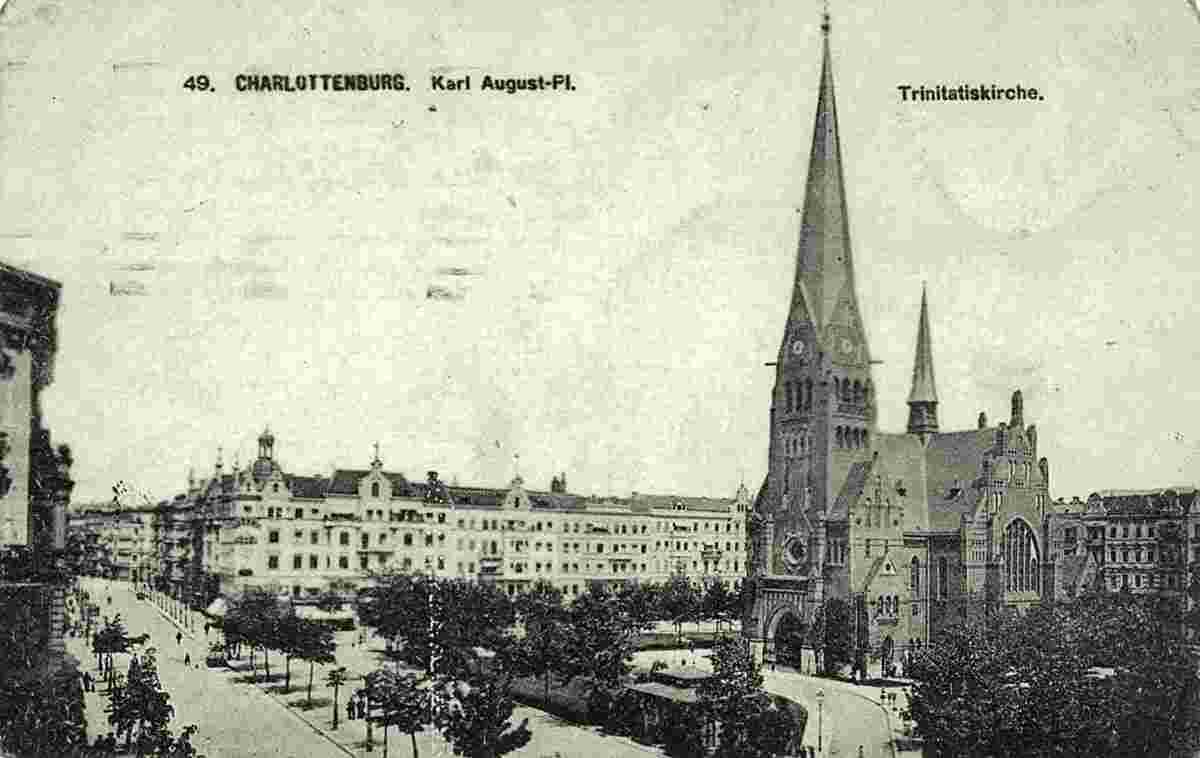Berlin. Charlottenburg. Karl-August Platz, Trinitatiskirche