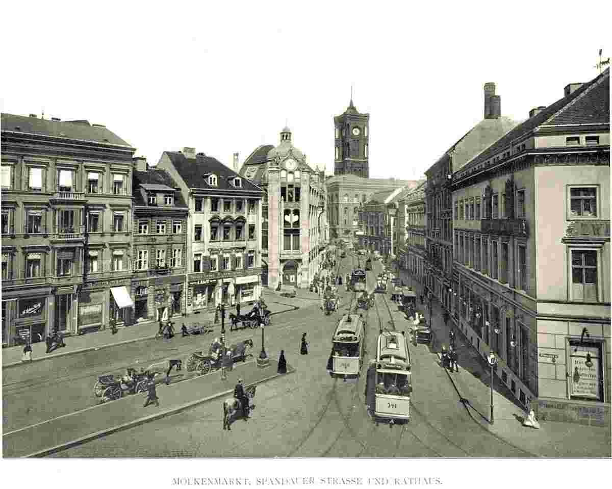 Berlin. Molkenmarkt. Spandauer Straße und Rathaus