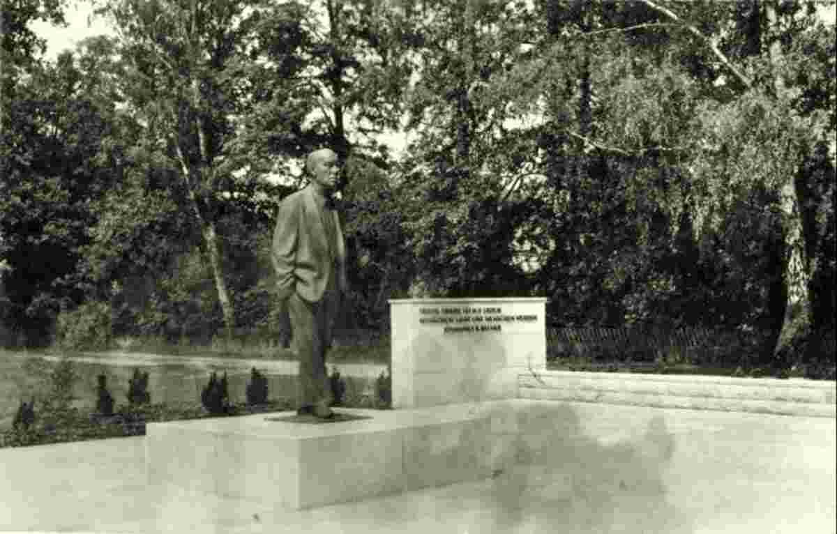 Bad Saarow. Johannes R. Becher-Denkmal, 1973