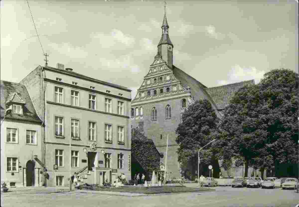 Bad Wilsnack. Karl-Marx-Platz mit Rathaus, 1984