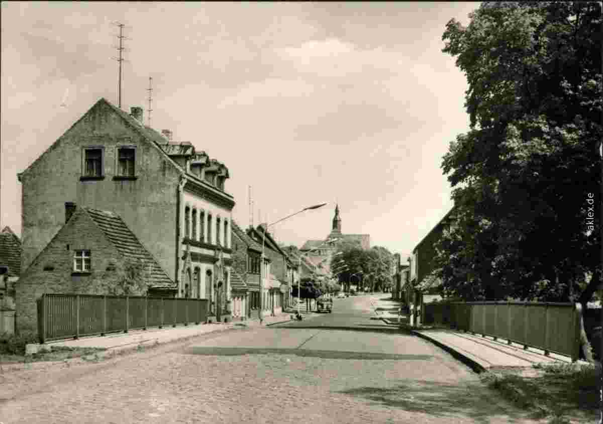 Bad Wilsnack. Wittenberger Straße und Karthane-Brücke, 1971