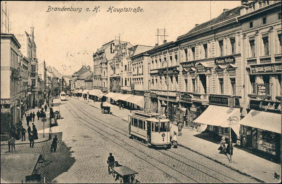 Brandenburg an der Havel. Hauptstraße, Geschäfte, Straßenbahn, 1920