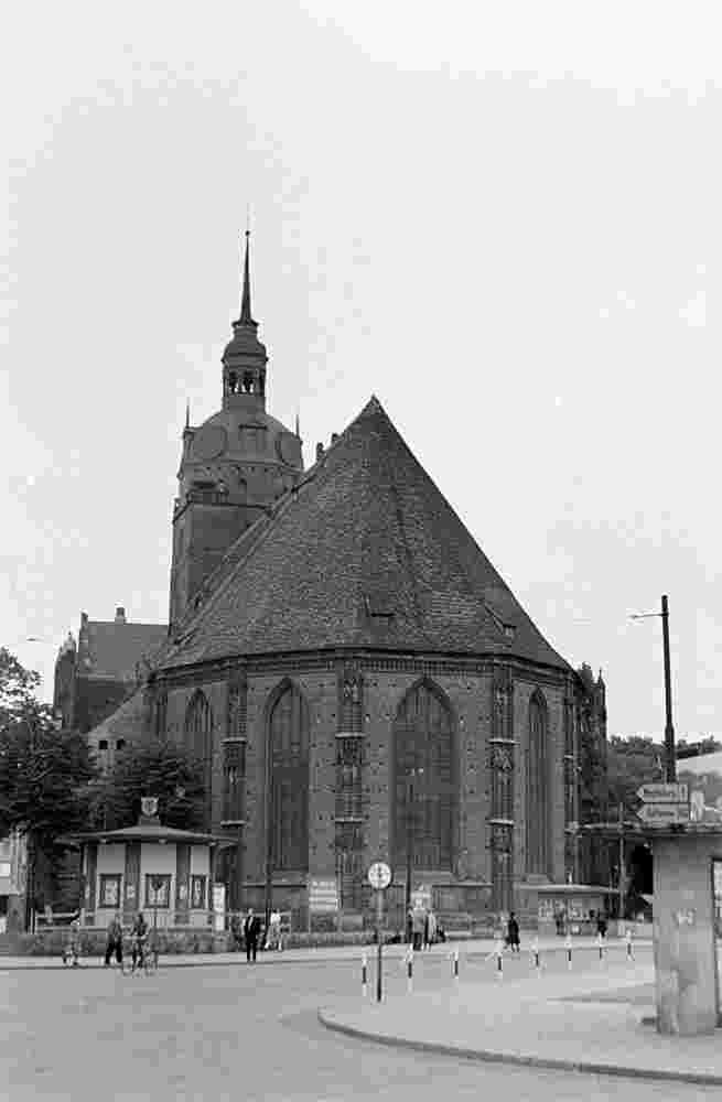 Brandenburg Havel. Stadtkirche St Katharinen, 1952