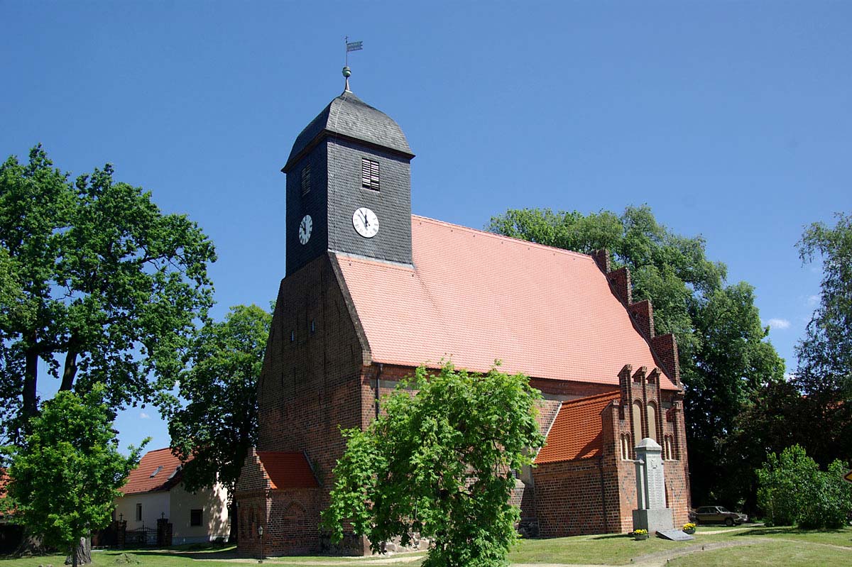 Briesen (Spreewald). Dorfkirche