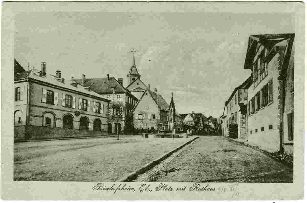 Bischofsheim. Platz und Rathaus, um 1920