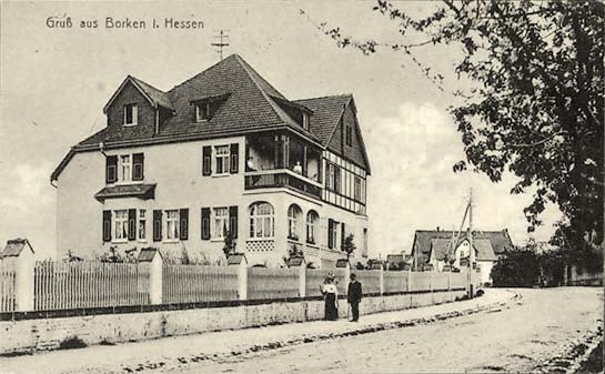 Borken (Hessen). Blick auf ein altes Haus