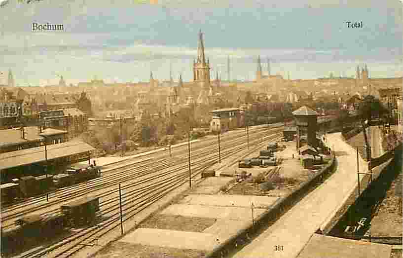 Bochum. Panorama der Stadt und Bahnhof