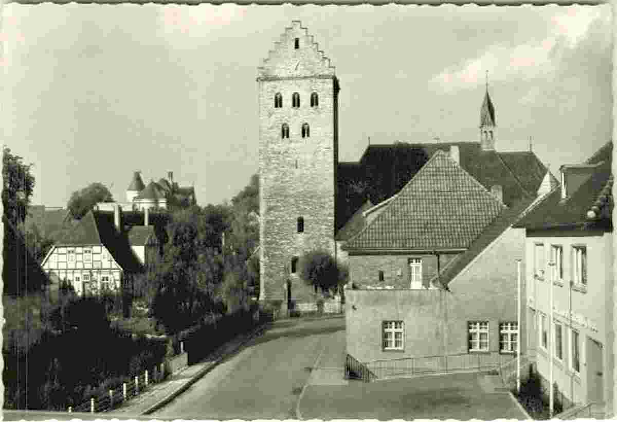 Borchen. Panorama von Kirchborchen, Kirchturm