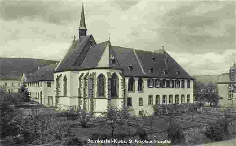 Bernkastel-Kues. St. Nikolaus-Hospital, um 1960