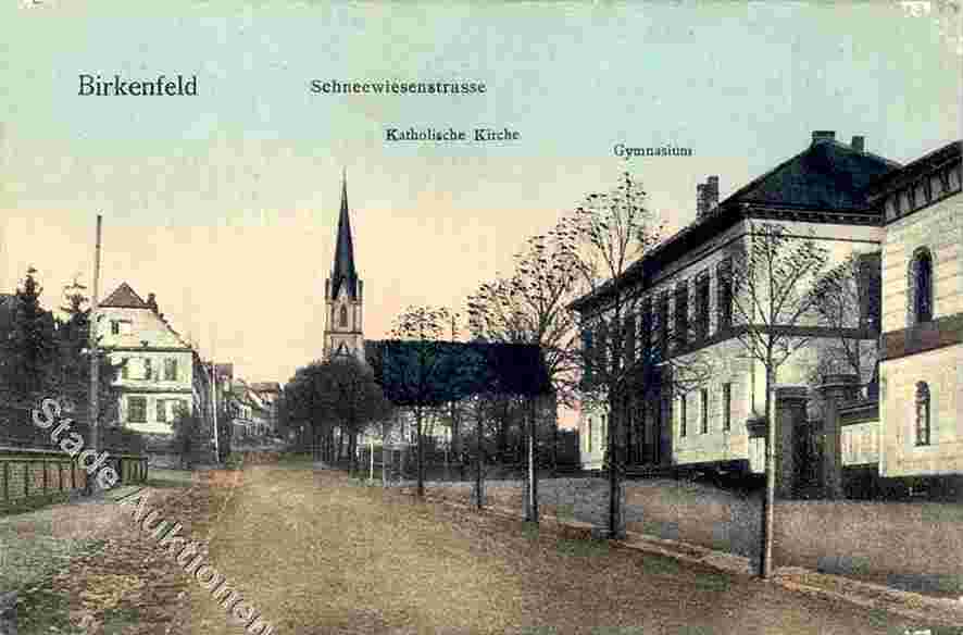Birkenfeld. Schneewiesenstraße