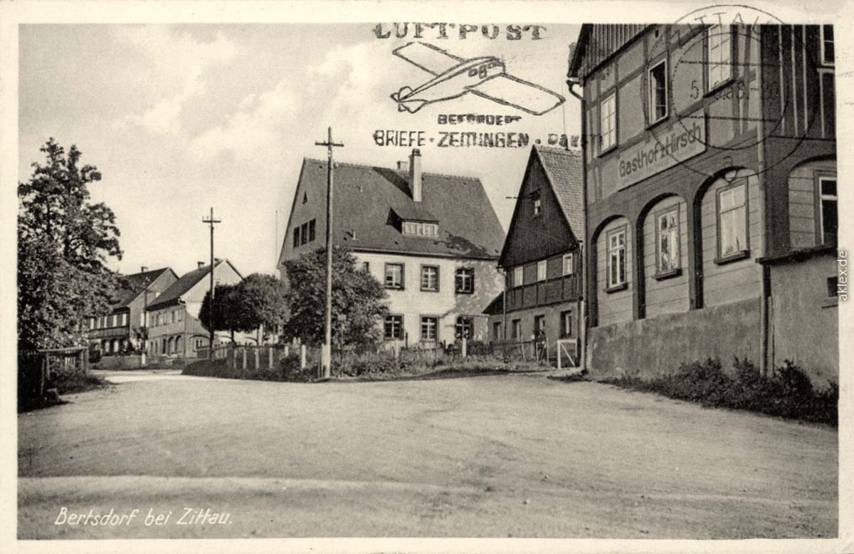 Bertsdorf-Hörnitz. Panorama von Stadtstraße mit Gasthof 'Zum Hirsch', 1934