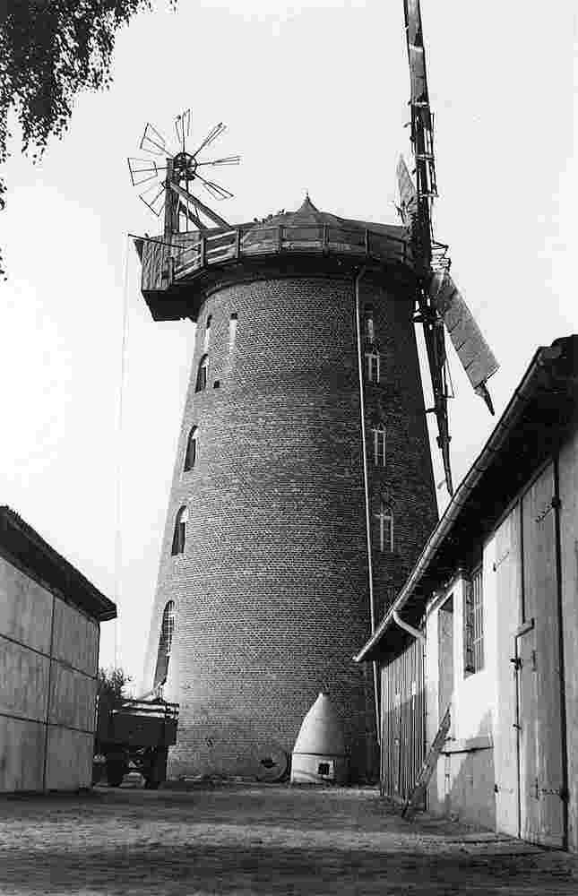 Barby. Holländermühle, Baujahr 1875, 1973