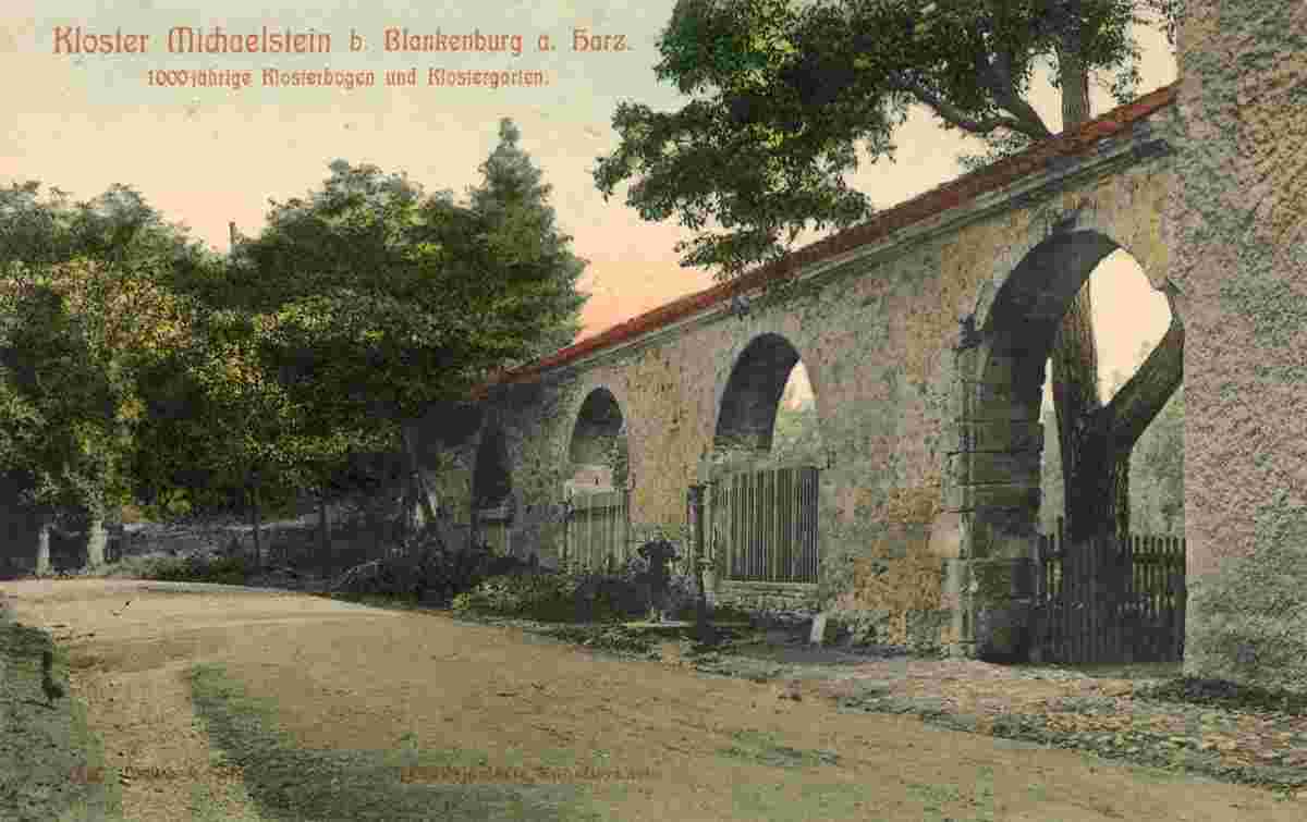 Blankenburg. Klosterbogen und Klostergarten