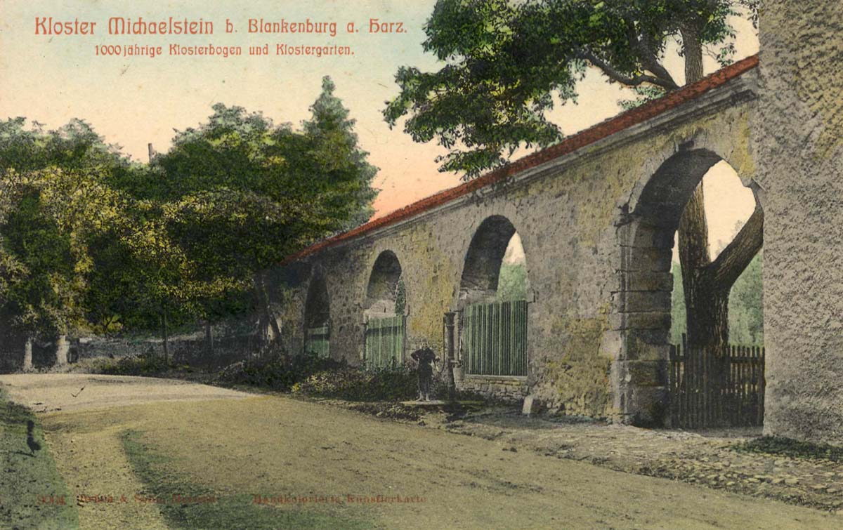 Blankenburg (Harz). Klosterbogen und Klostergarten