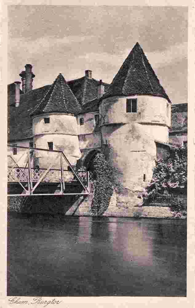 Cham. Biertor mit seinen Rundtürmen, erbaut im 14. Jahrhundert
