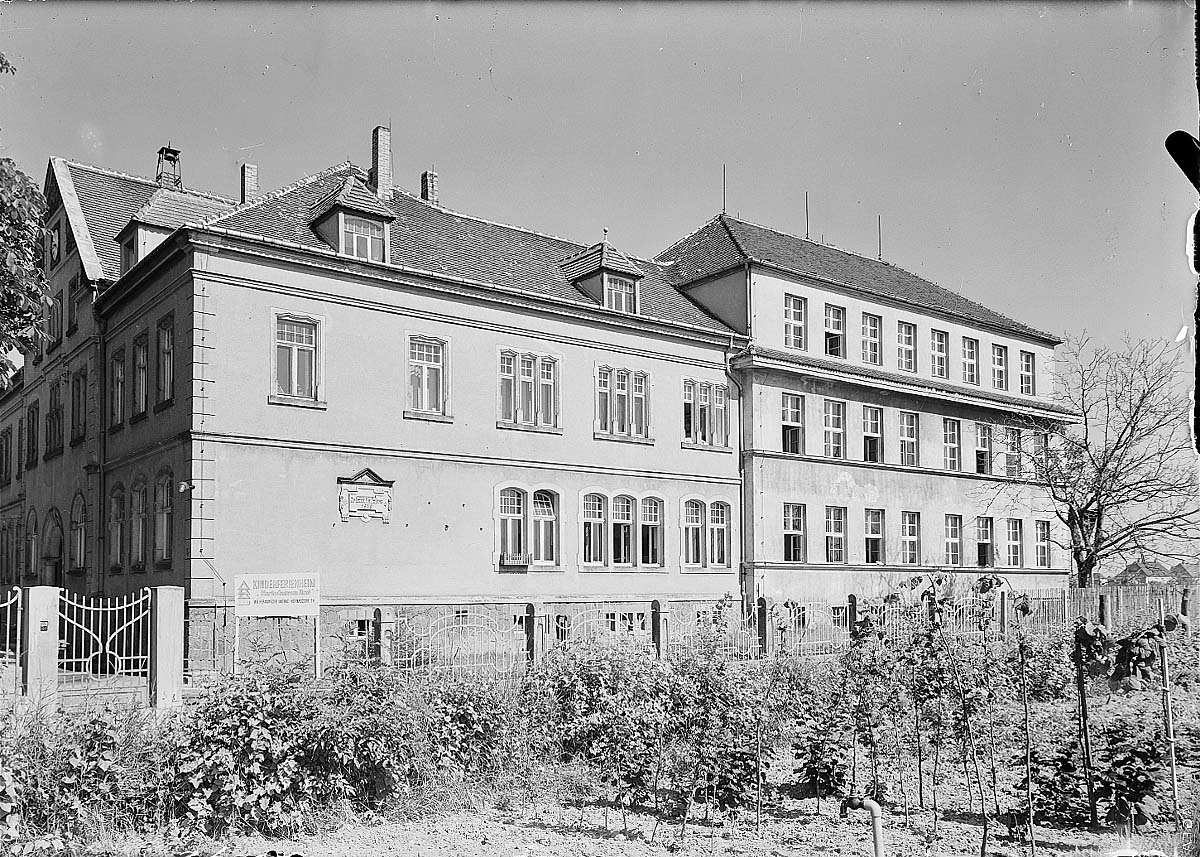 Coswig (Sachsen). Brockwitz - Dresdner Straße, Schule, 1956