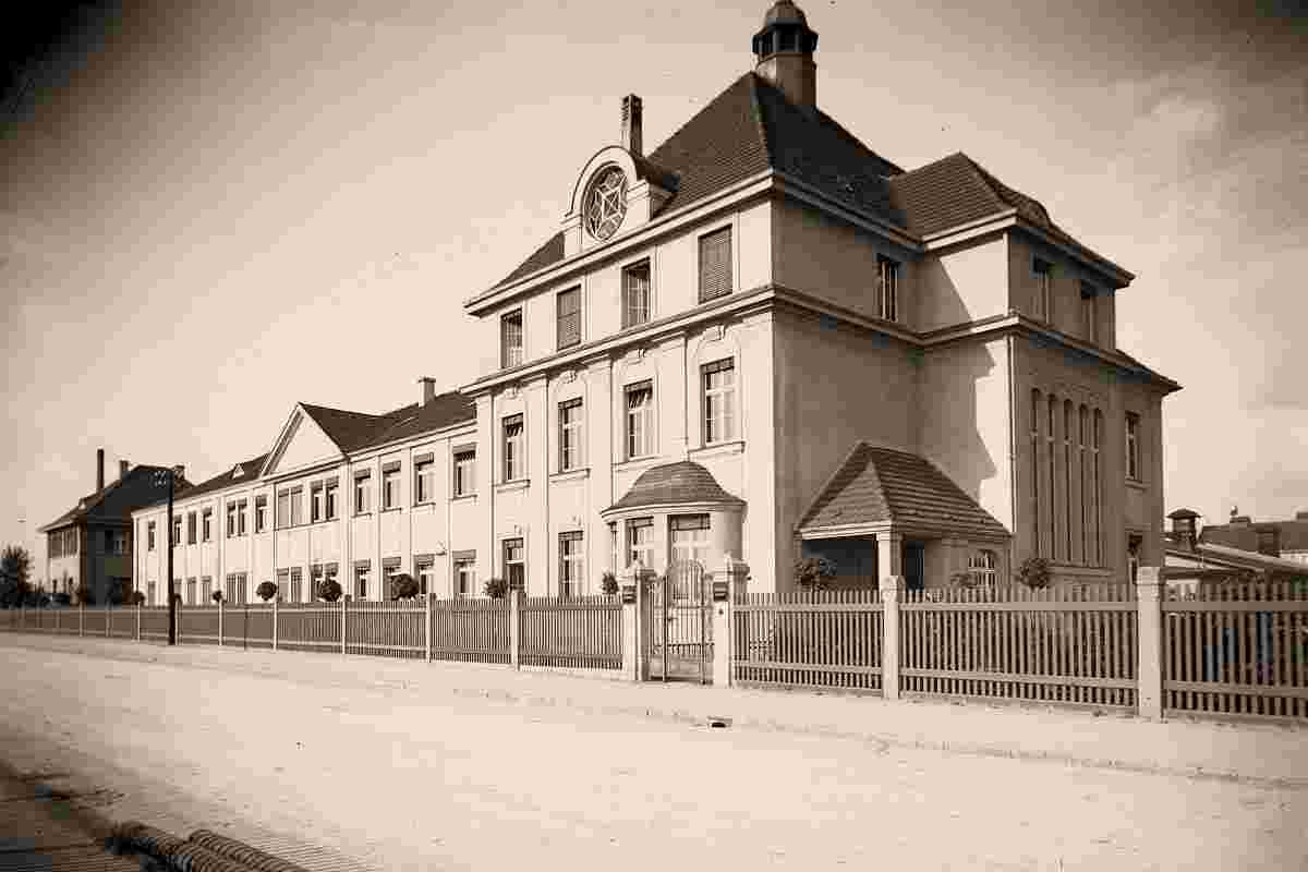 Coswig. Brockwitz - Verwaltungsgebäude von Chemische Werke, um 1910