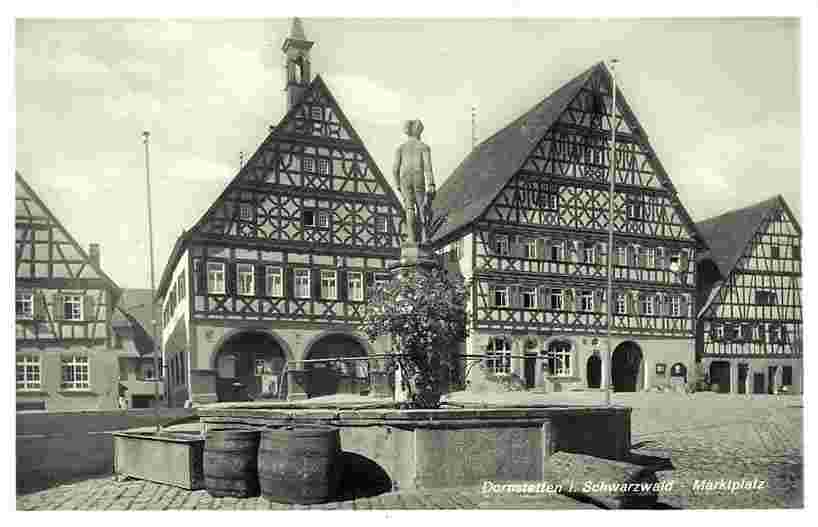 Dornstetten. Marktplatz mit Brunnen, 1937