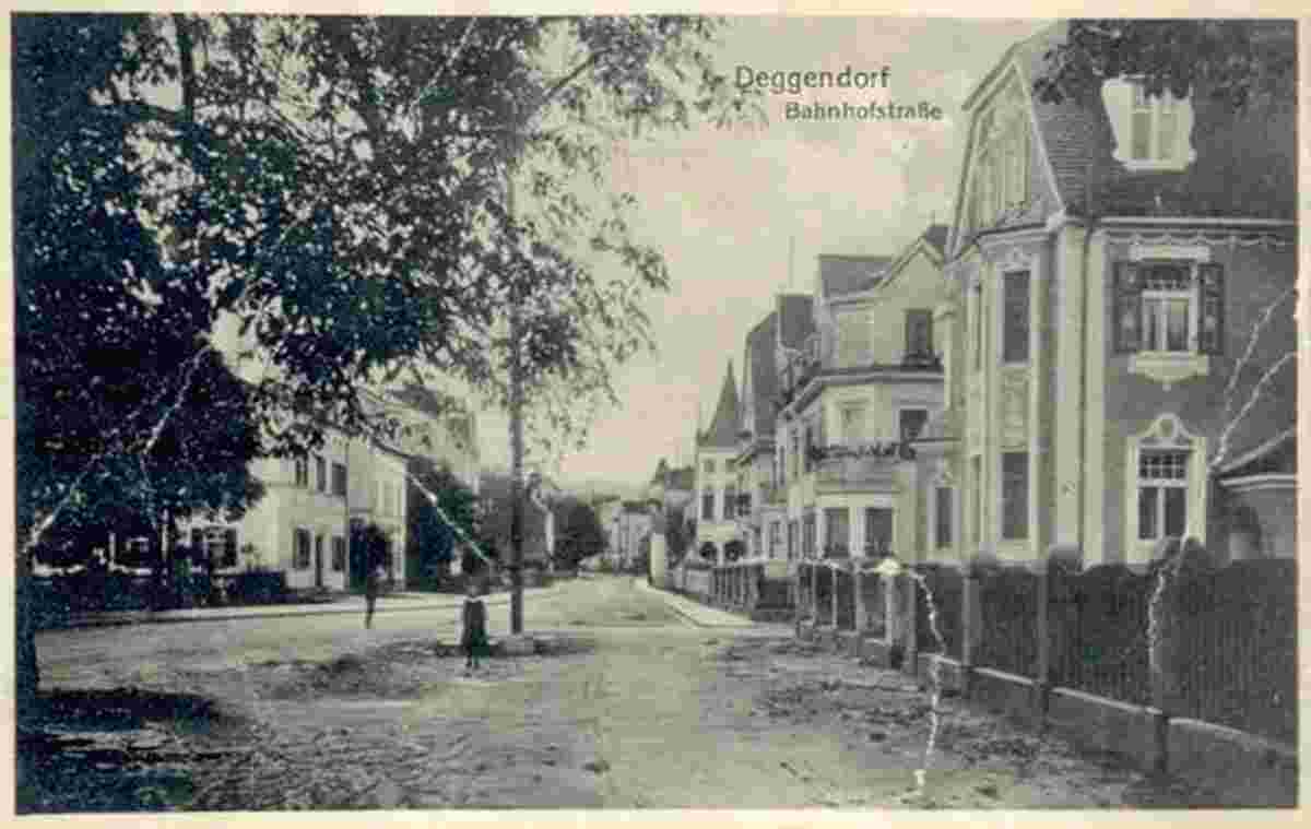 Deggendorf. Bahnhofstraße, 1920