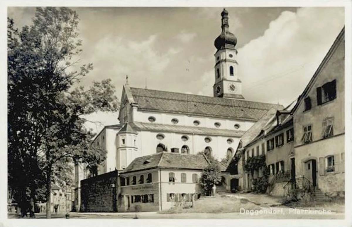 Deggendorf. Pfarrkirche, 1941