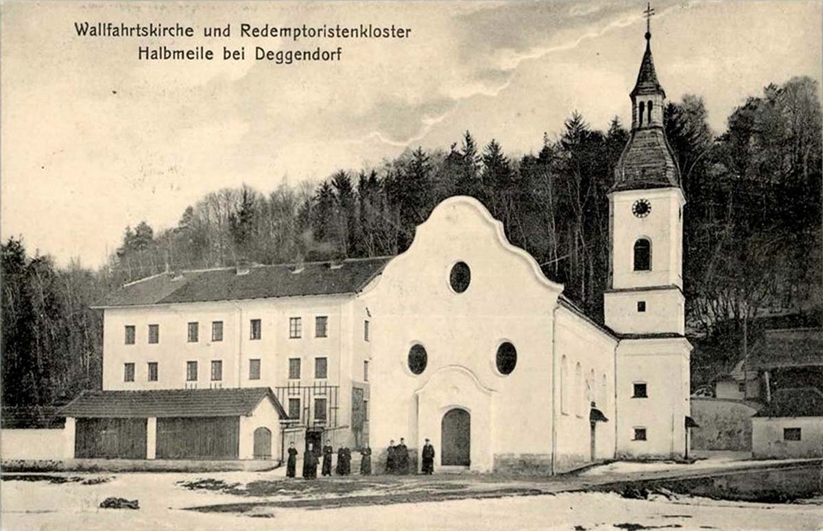 Deggendorf. Wallfahrtskirche und Redemptoristenkloster Halbmeile