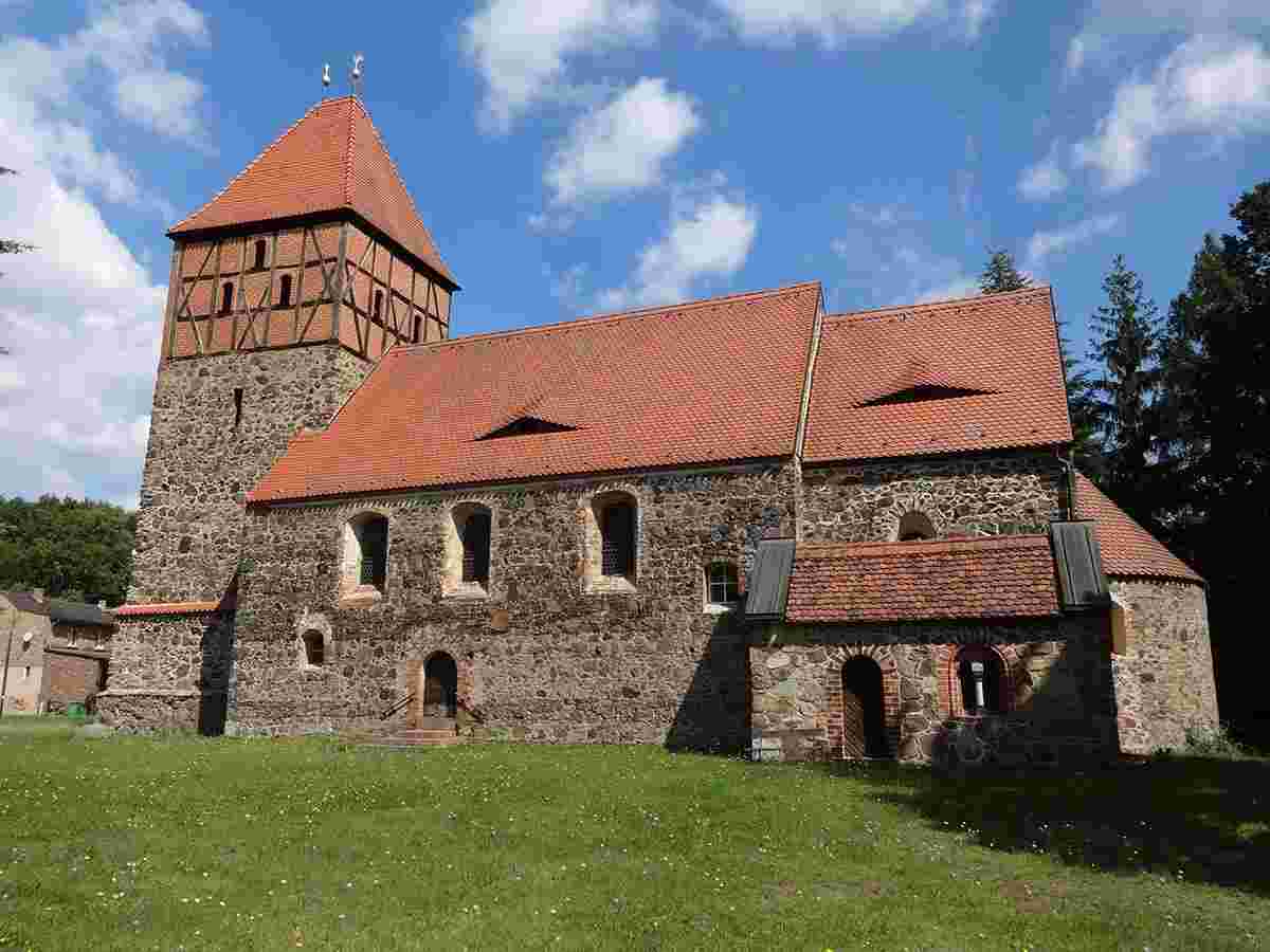 Dahmetal. Wildau-Wentdorf - Dorfkirche ist aus dem 13. Jahrhundert
