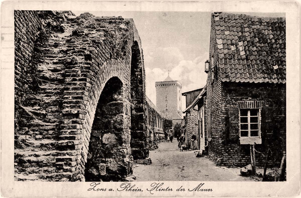 Dormagen. Zons - Hinter der Mauer, 1916