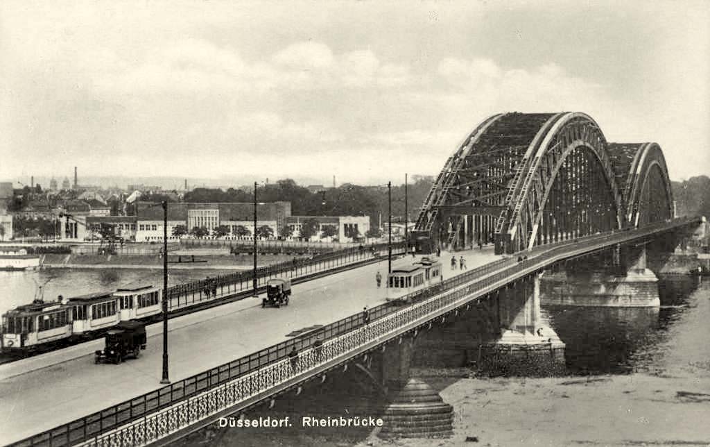 Düsseldorf. Rheinbrücke