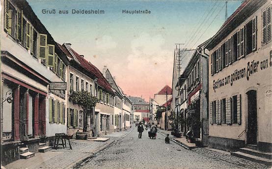 Deidesheim. Hauptstraße mit Gasthaus zum goldener Anker