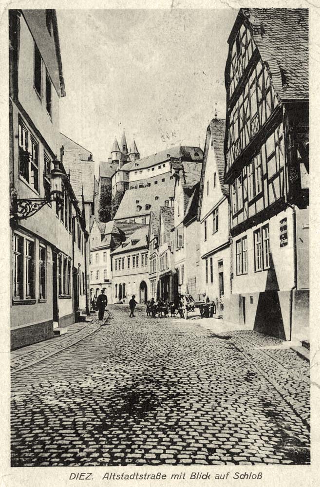 Diez. Altstadtstraße mit blick auf Schloß, 1927