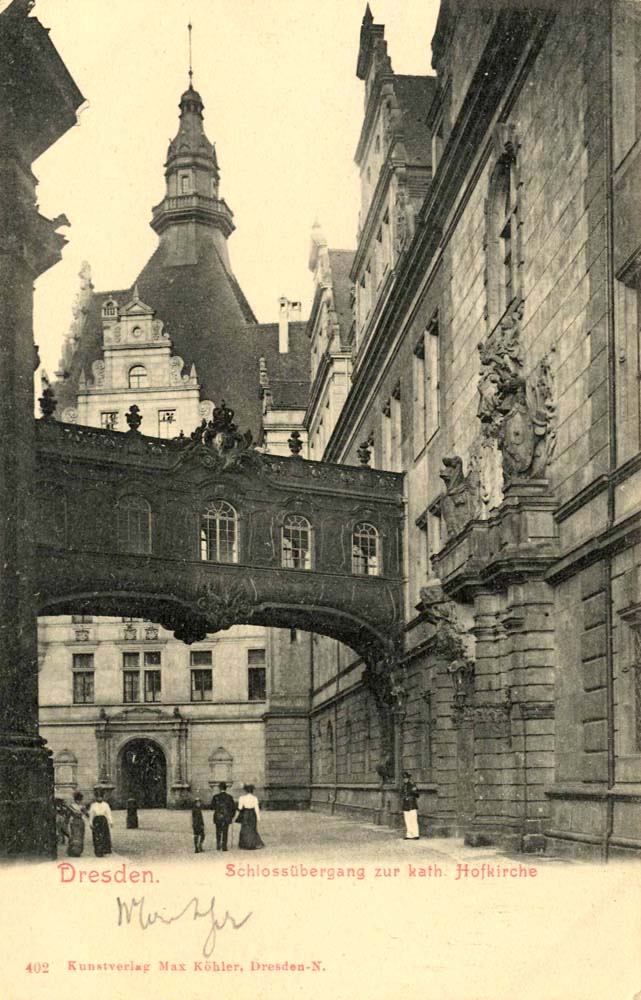 Dresden. Schloss Übergang zur Katholische Hofkirche