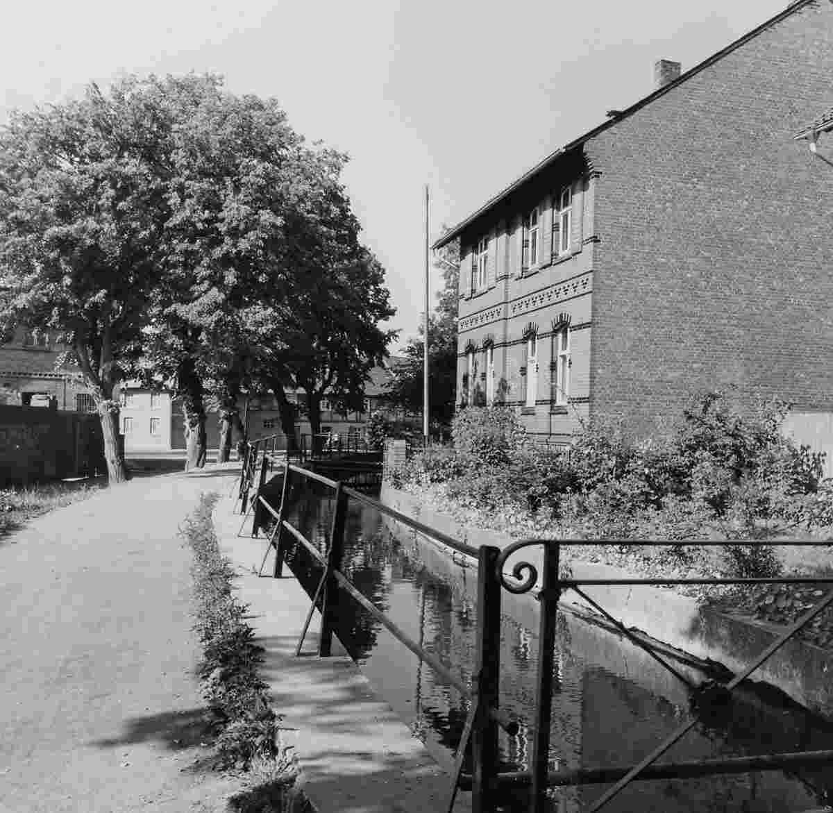 Derenburg. Blick zur Straße, 1975