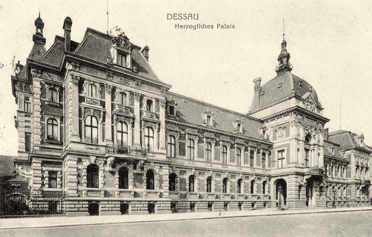 Dessau-Roßlau. Herzogliches Palais, 1921