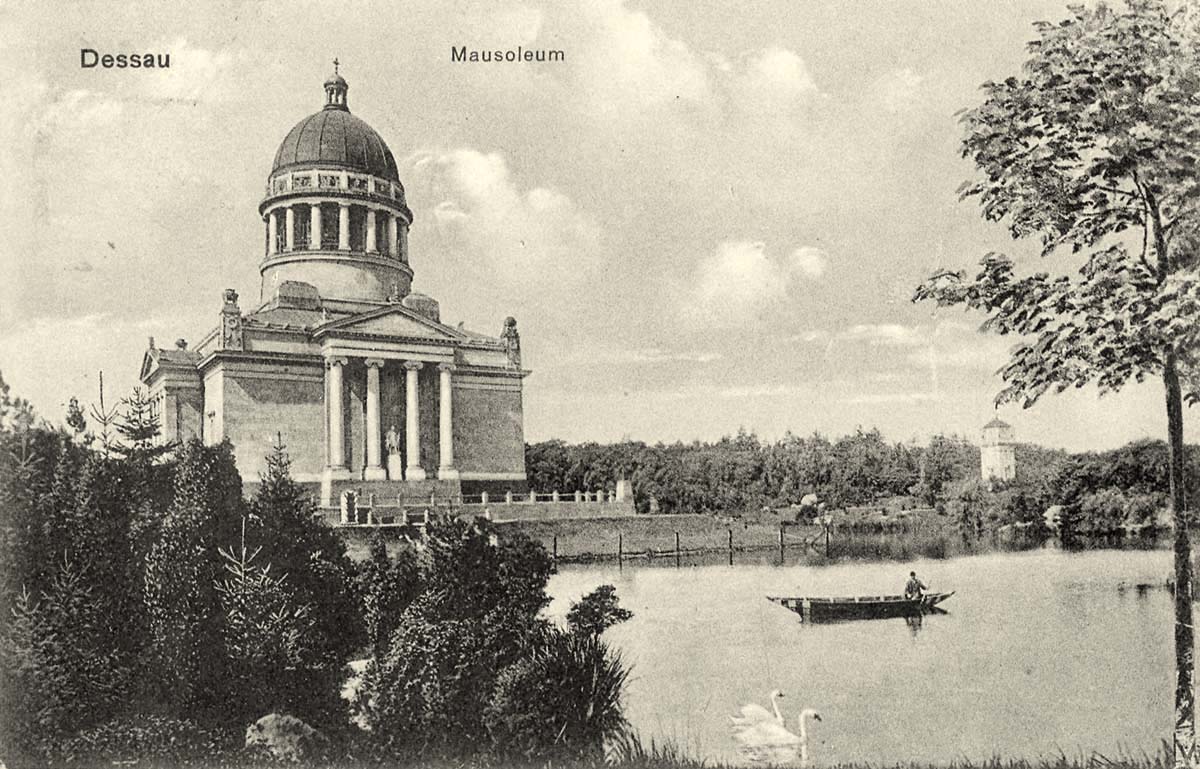 Dessau-Roßlau. Georgium Mausoleum, 1913
