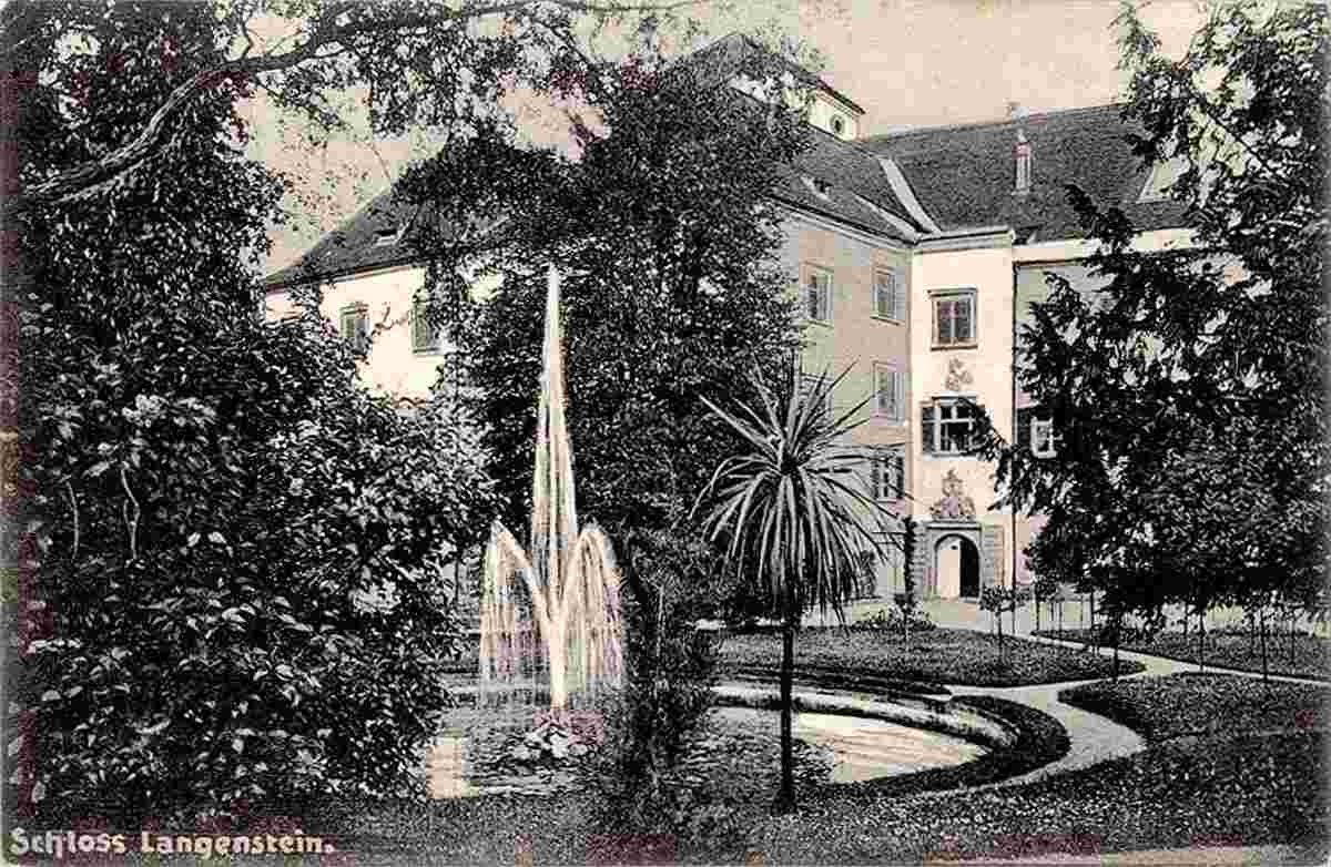 Eigeltingen. Schloss Langenstein mit Park und Springbrunnen