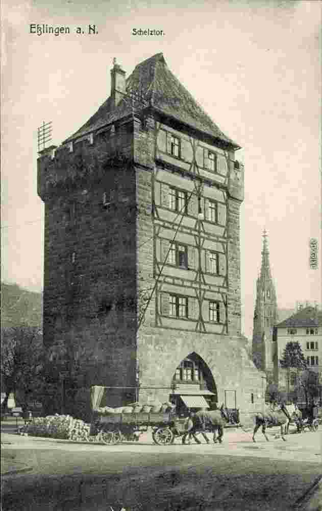 Esslingen am Neckar. Schelztor und Kutsche, 1918