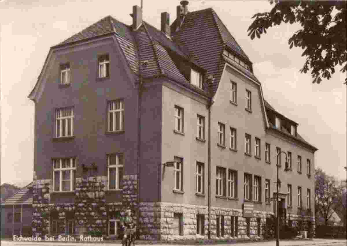 Eichwalde. Rathaus, 1971