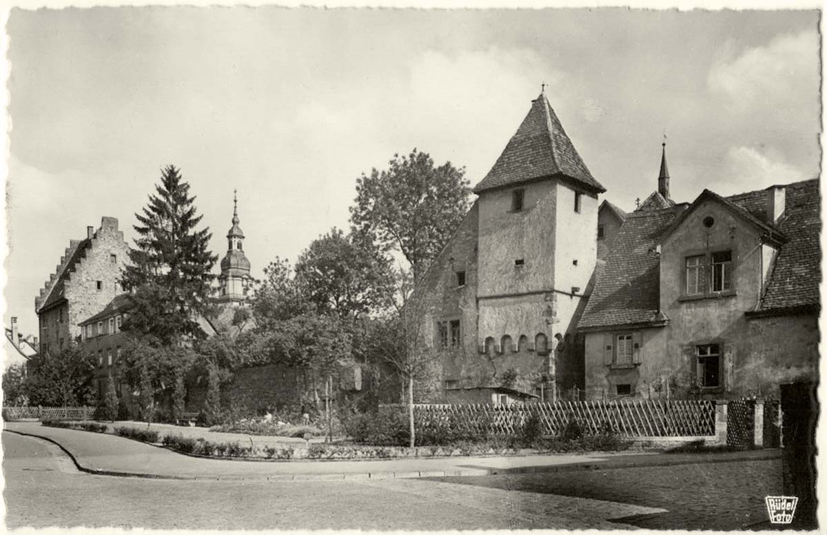 Erbach (Odenwald). Wehrturm und Tempelhaus an der Stadtmauer