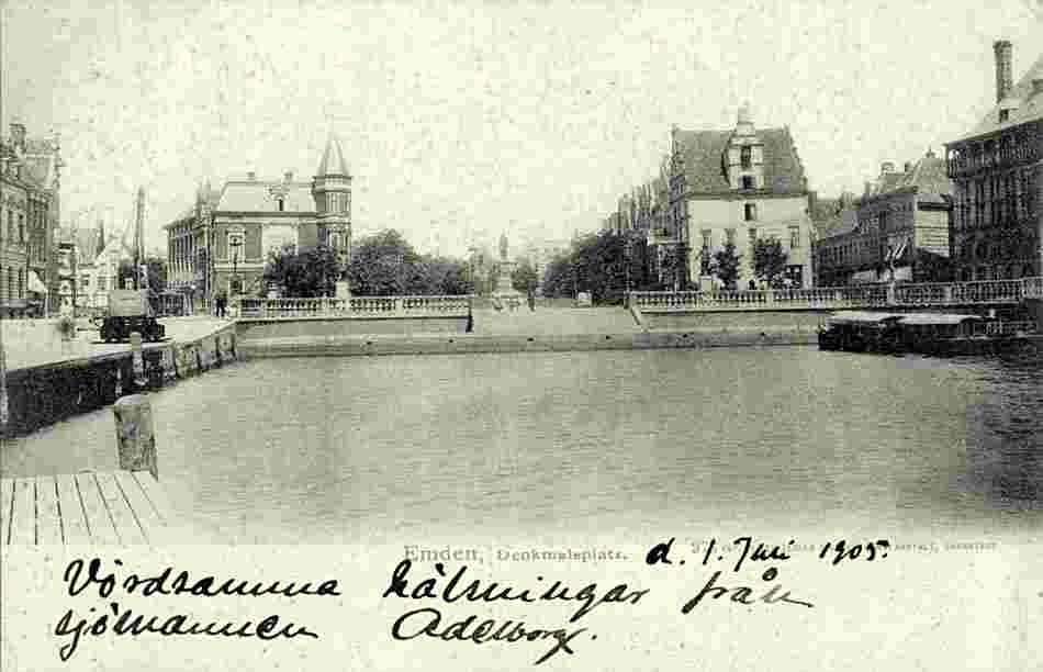 Emden. Denkmalsplatz, 1905