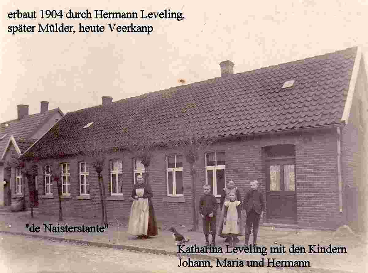Emsbüren. Katharina Leveling mit dem Kindern Johann, Maria und Hermann