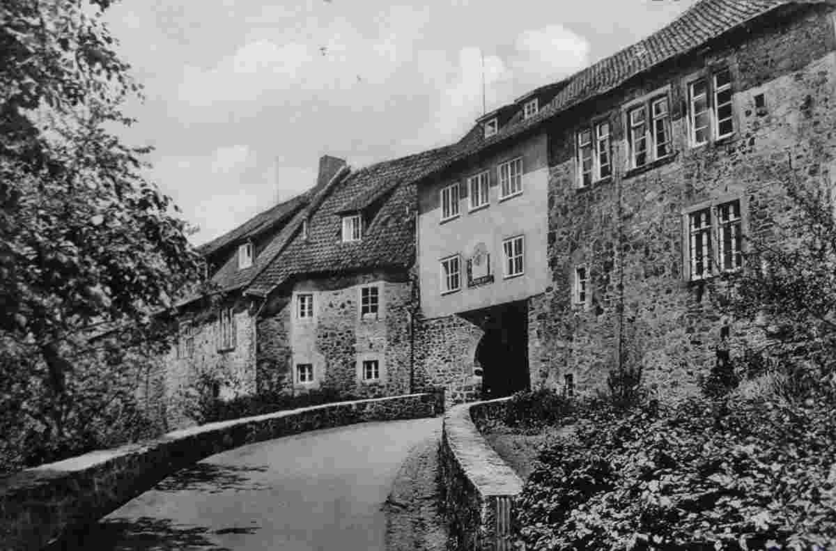 Extertal. Burg Sternberg, erbaut 12. Jahrhundert