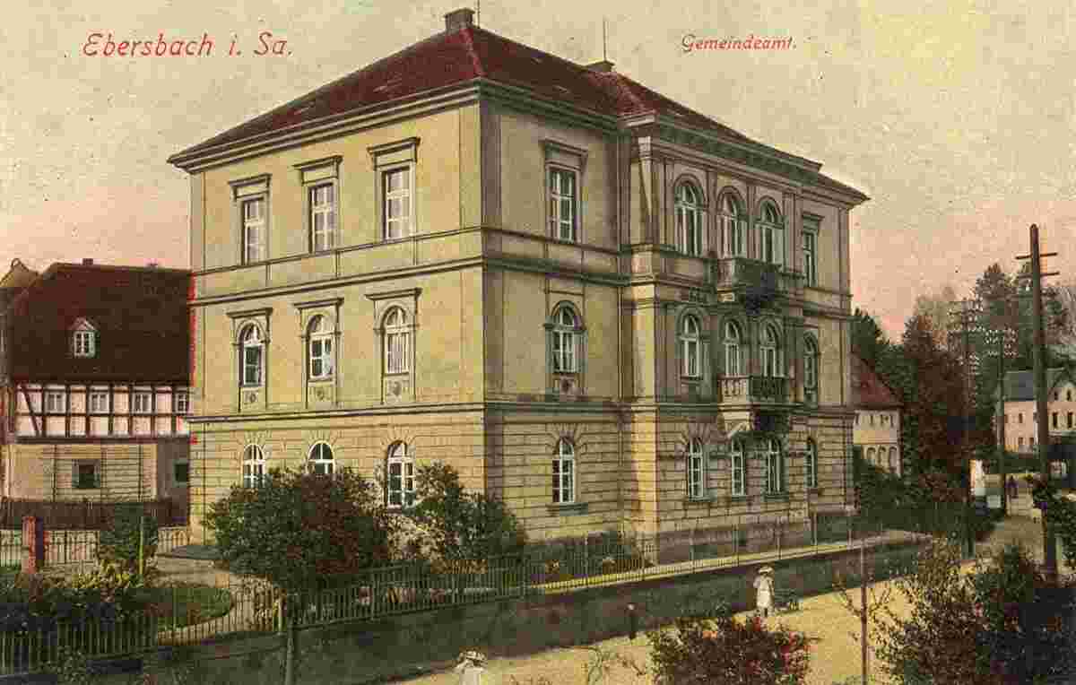 Ebersbach. Gemeindeamt