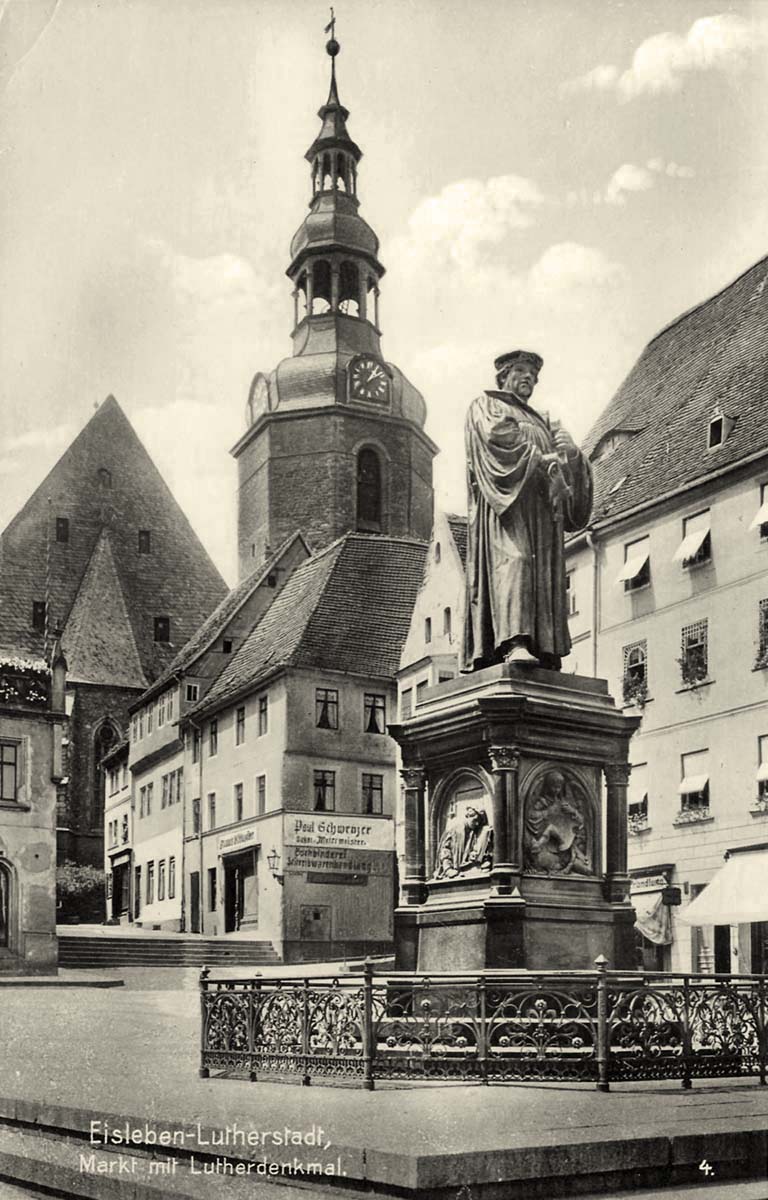 Eisleben. Marktplatz mit Lutherdenkmal