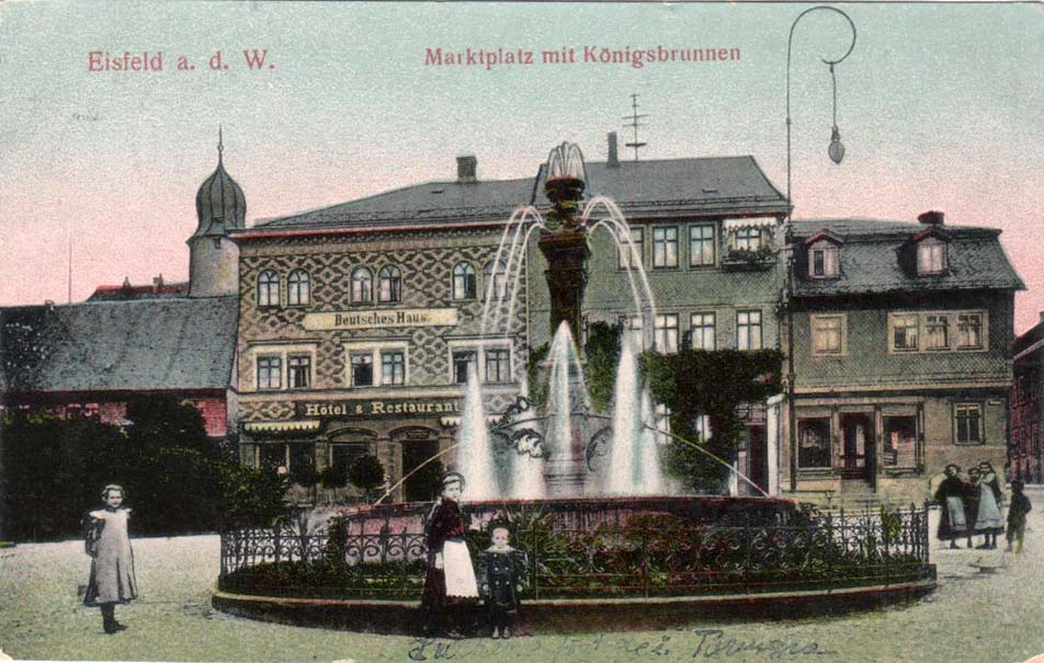 Eisfeld. Marktplatz mit Königsbrunnen, Hotel 