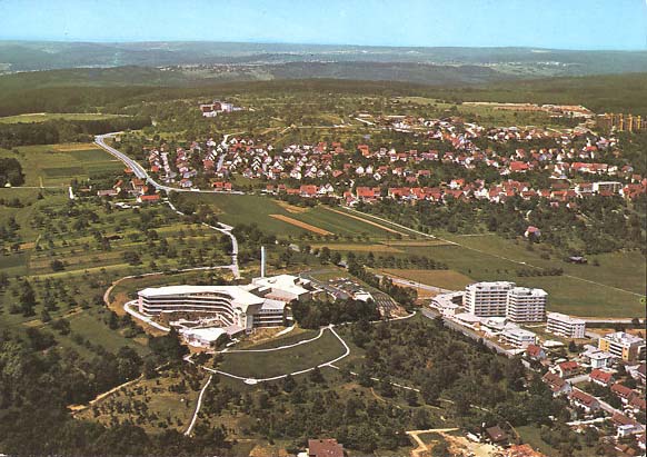 Filderstadt. Panorama der Stadt und Blick auf die Filderklinik
