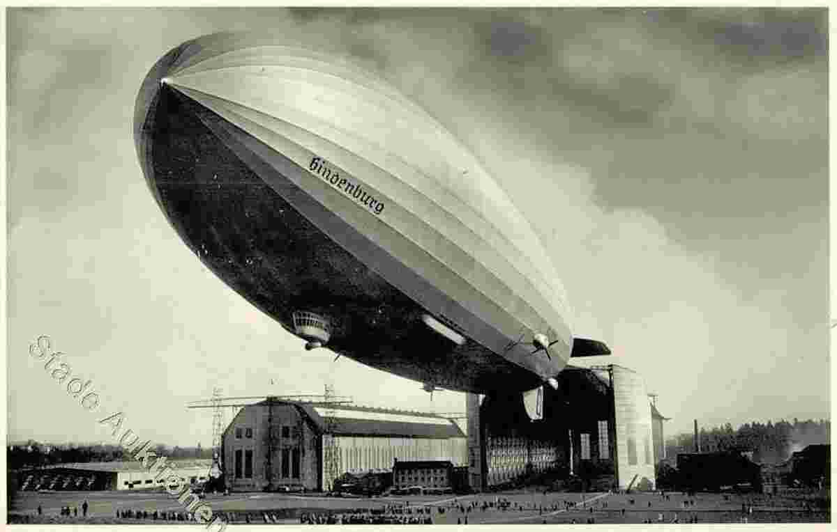 Friedrichshafen. Aufstieg LZ I29 'Hindenburg'